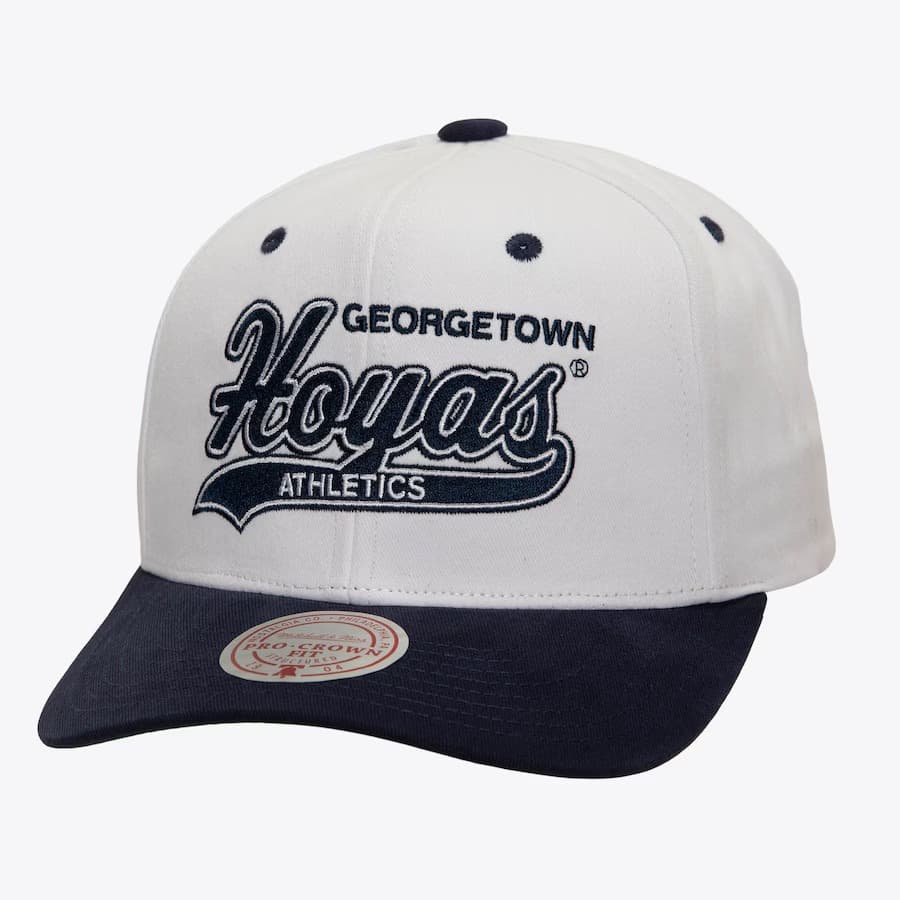 bejsbolka-mitchell-ness-white-georgetown-hoyas-vault-collection-tail-sweep-pro-snapback-hat