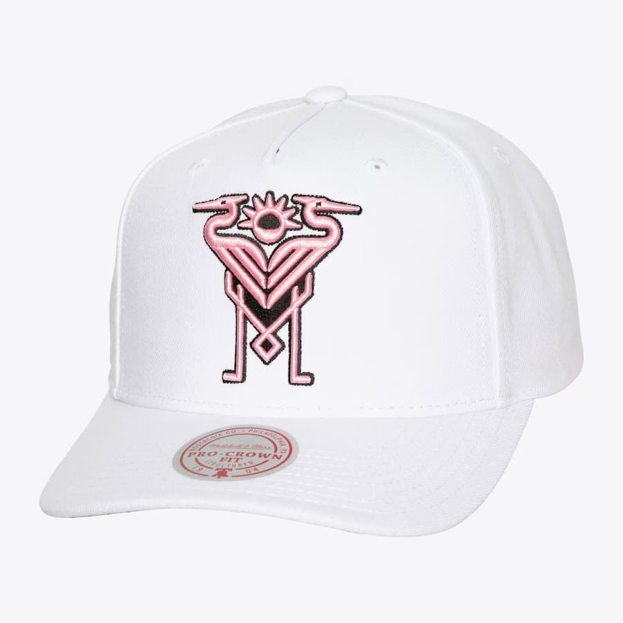 bejsbolka-mitchell-ness-white-inter-miami-cf-pro-crown-snapback-hat