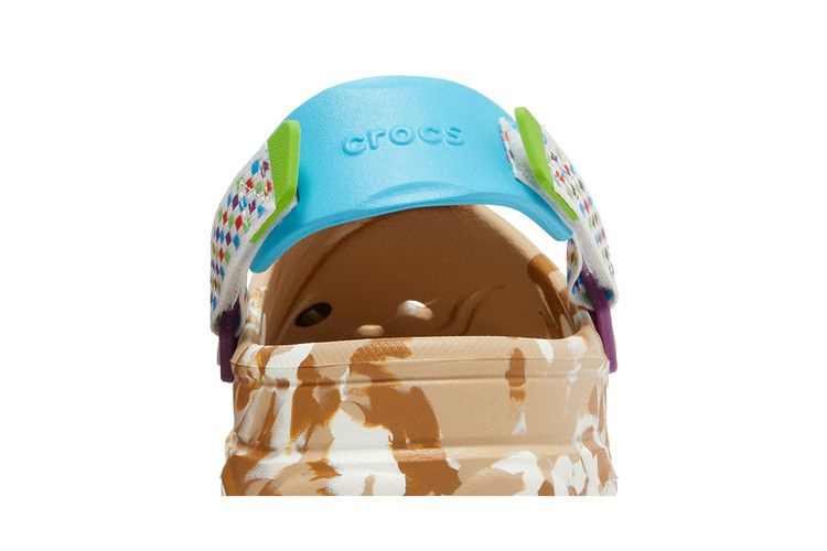 Кроссовки Crocs Cinnamon Toast Crunch x Classic All-Terrain Clog