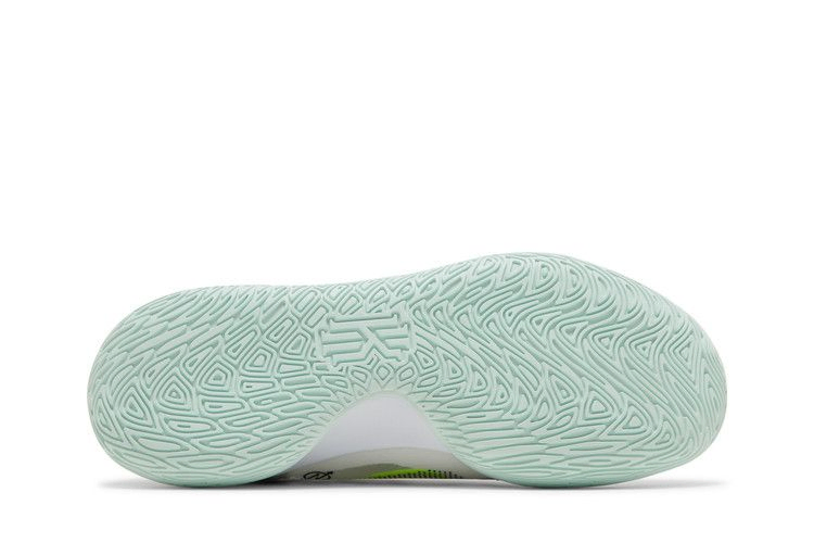 Кроссовки Nike Kyrie Flytrap 5 'White Volt'