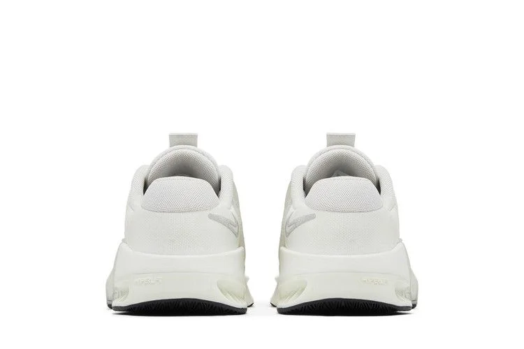 Кроссовки Nike Wmns Metcon 9 Premium 'Summit White Metallic Silver'