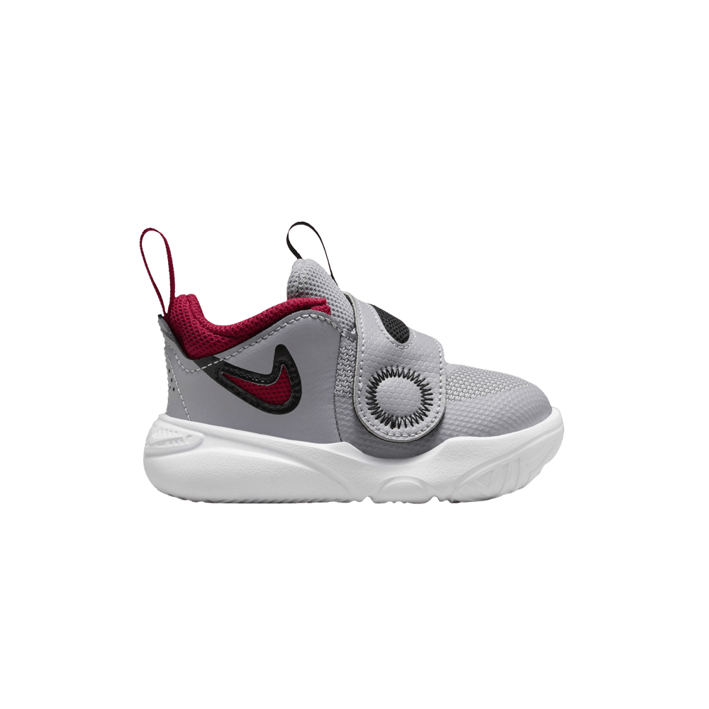 team-hustle-d11-td-cement-grey-gym-red-dv8995-006