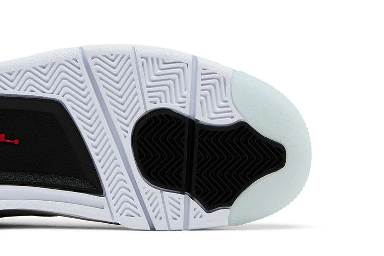 Кроссовки Air Jordan 4 RM 'Black Metallic'