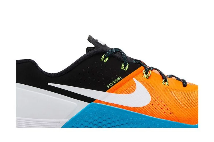 Кроссовки Nike Metcon 1 OG 'Total Orange Blue Lagoon'