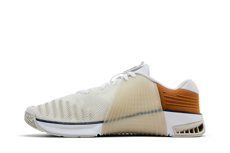 Кроссовки Nike Metcon 9 AMP 'Light Bone Midnight Navy'