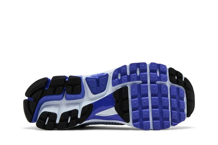 Кроссовки Nike Wmns Air Zoom Vomero 5 'Royal Pulse'