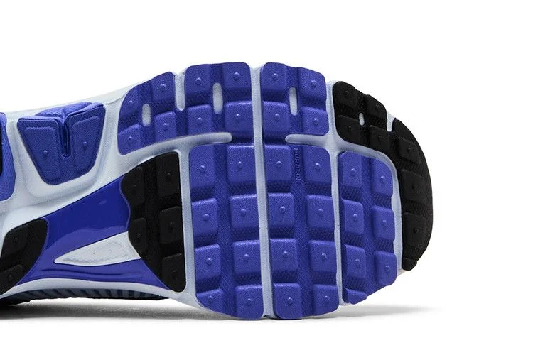Кроссовки Nike Wmns Air Zoom Vomero 5 'Royal Pulse'