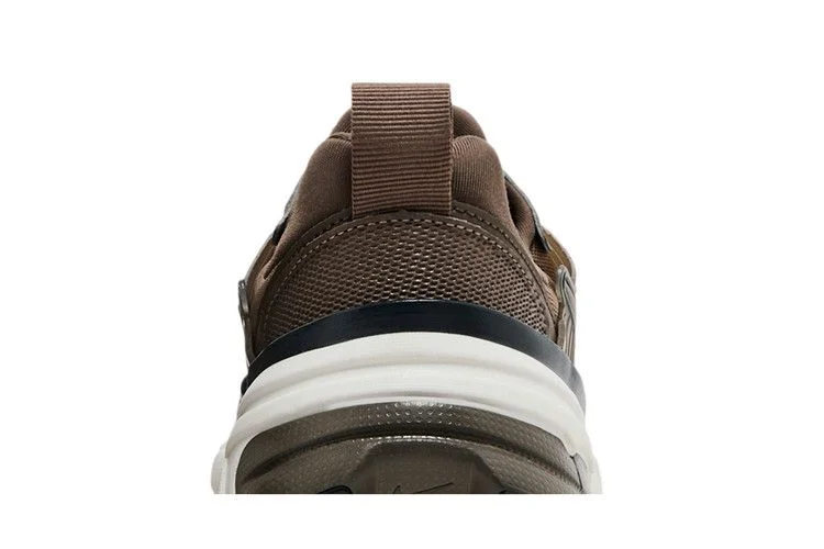 Кроссовки Nike Wmns V2K Run 'Mink Brown'