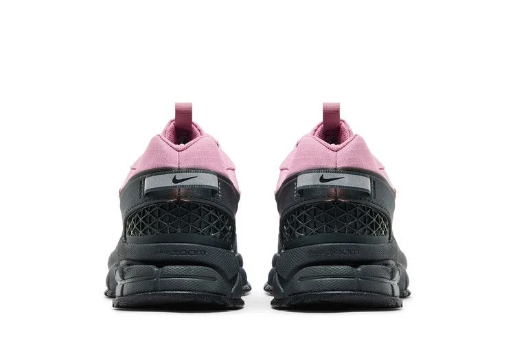 Кроссовки Nike Wmns Zoom Vomero Roam 'Elemental Pink Anthracite'