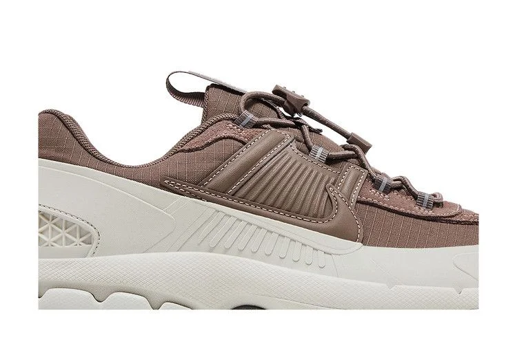 Кроссовки Nike Wmns Zoom Vomero Roam 'Light Bone Mink Brown'