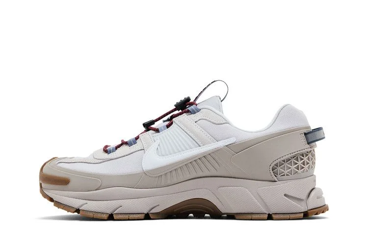 Кроссовки Nike Zoom Vomero Roam 'College Grey Gum'