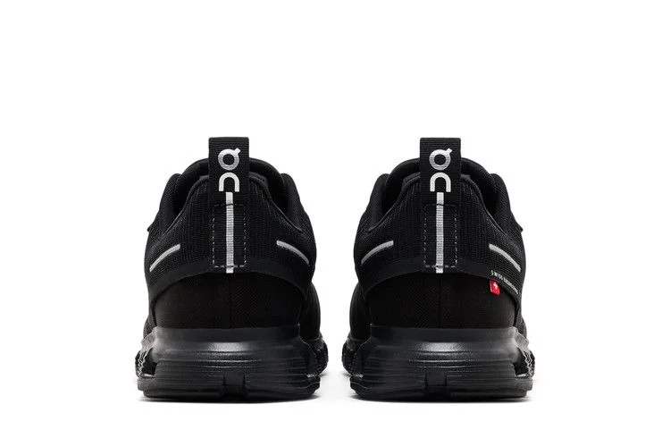 Кроссовки ON Wmns Cloud 6 Waterproof 'Triple Black'