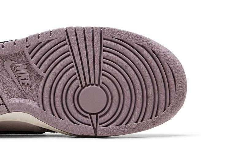 Кроссовки Nike Dunk Low GS 'Light Violet Ore'