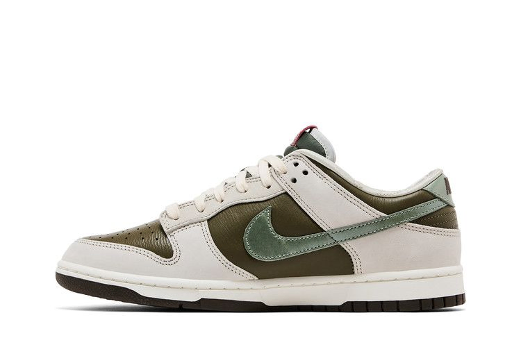 Кроссовки Nike Dunk Low 'Year of the Snake'