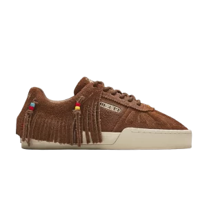 Коричневый