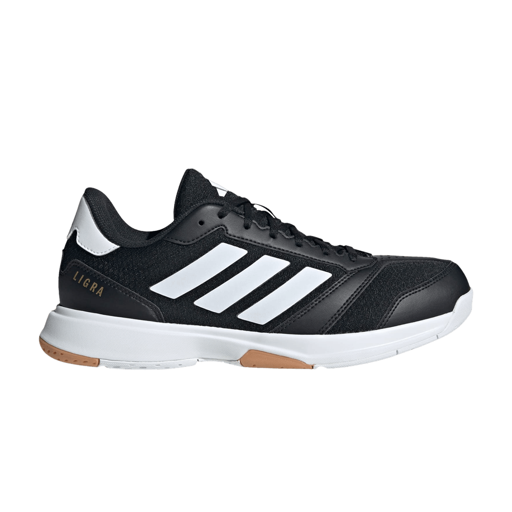 ligra-8-indoor-black-white-ih0526