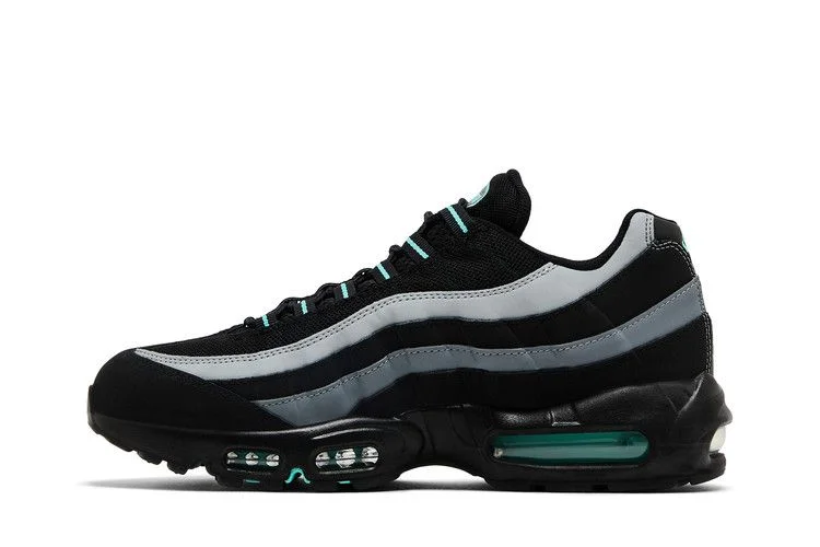Кроссовки Nike Air Max 95 'Black Aurora Green'
