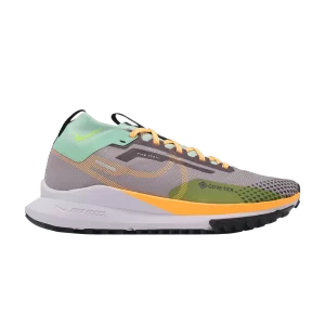 Фиолетовый