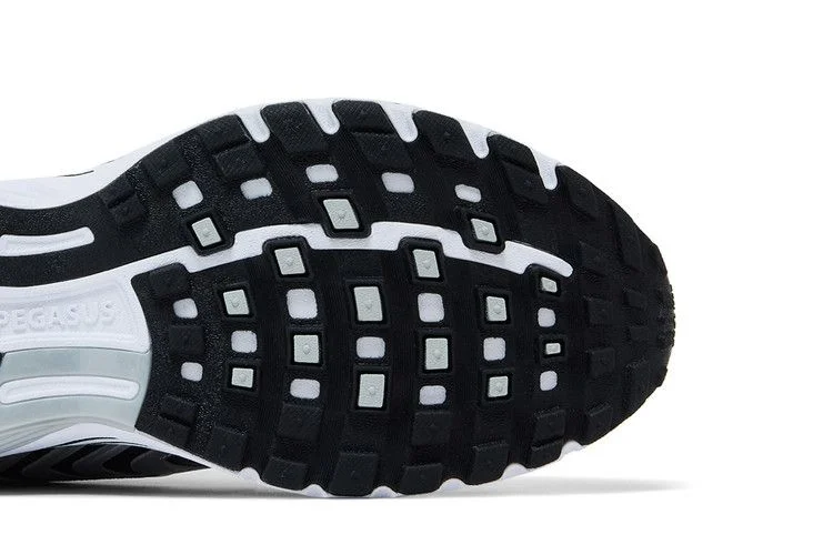 Кроссовки Nike Air Pegasus 2K5 'Metallic Silver Black'