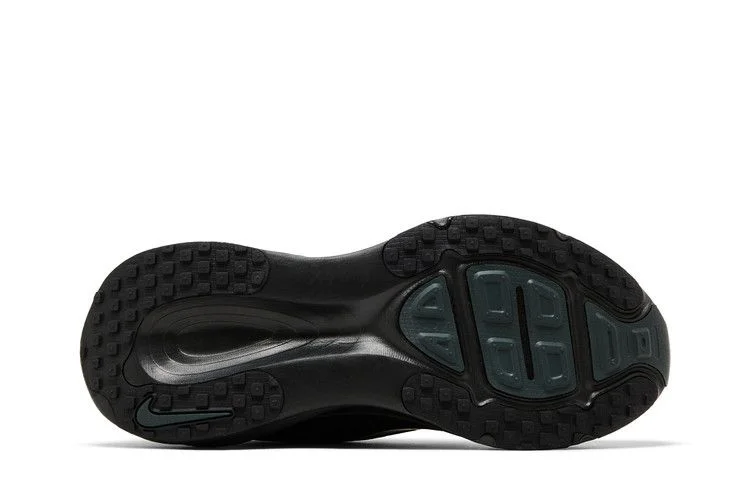 Кроссовки Nike Vomero 18 'Triple Black'