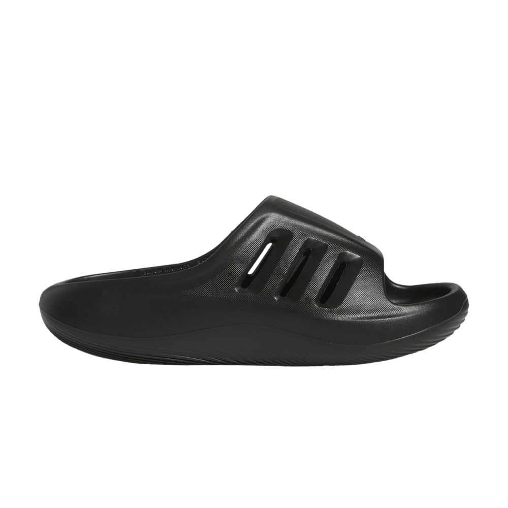 adifom-iiinfinity-triple-black-ji0397