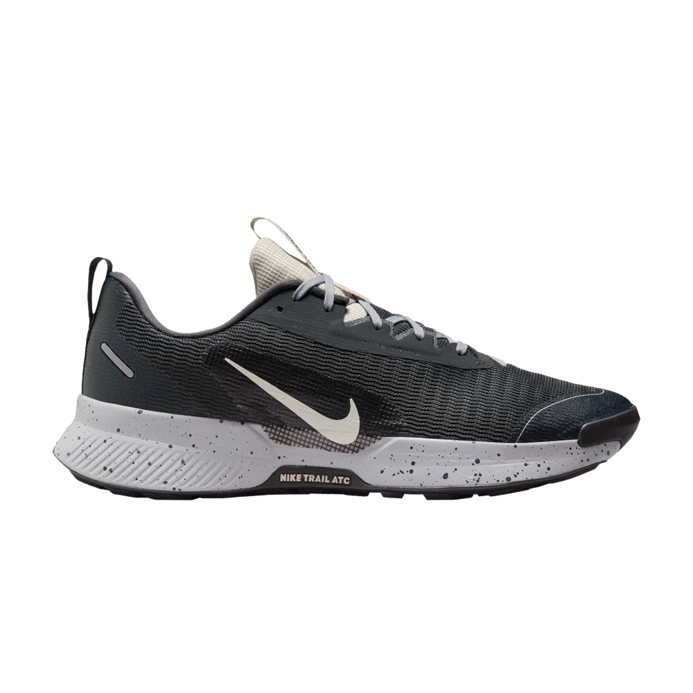 juniper-trail-3-dark-smoke-grey-light-orewood-brown-fq0904-003