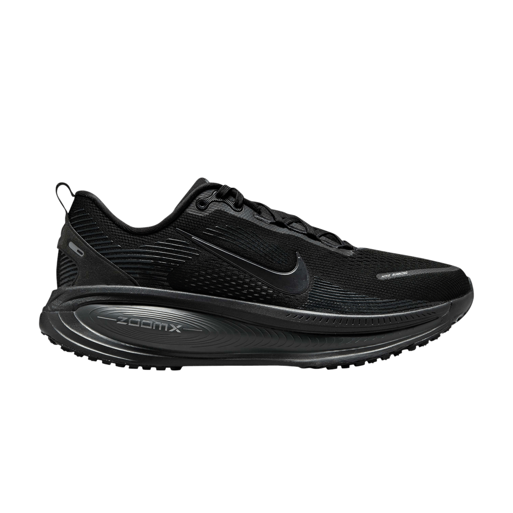 vomero-18-triple-black-hm6803-005