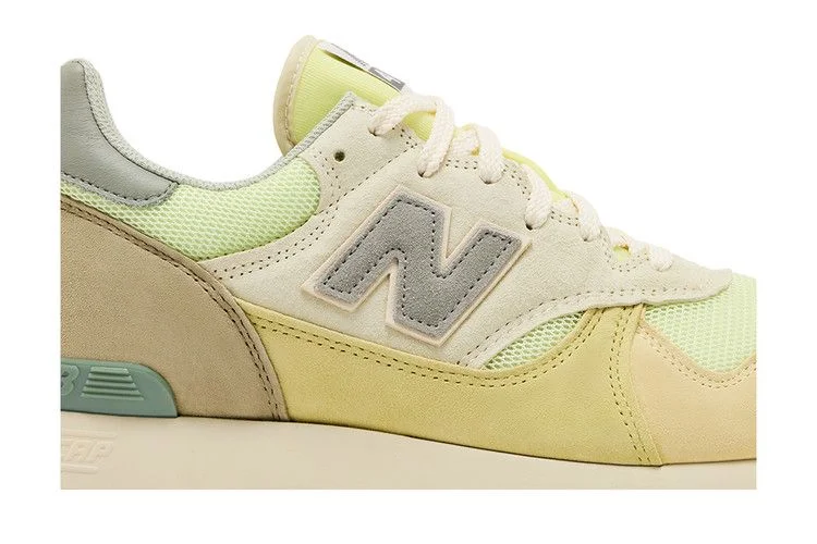 Кроссовки AURALEE x New Balance 475 'Aloe Wash Beechnut'