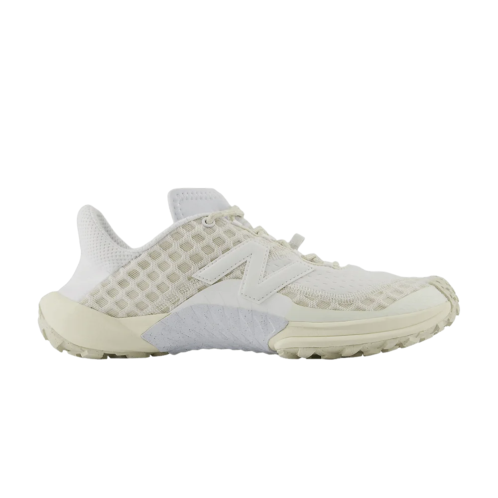 Кроссовки New Balance Minimus Trail 'Angora'