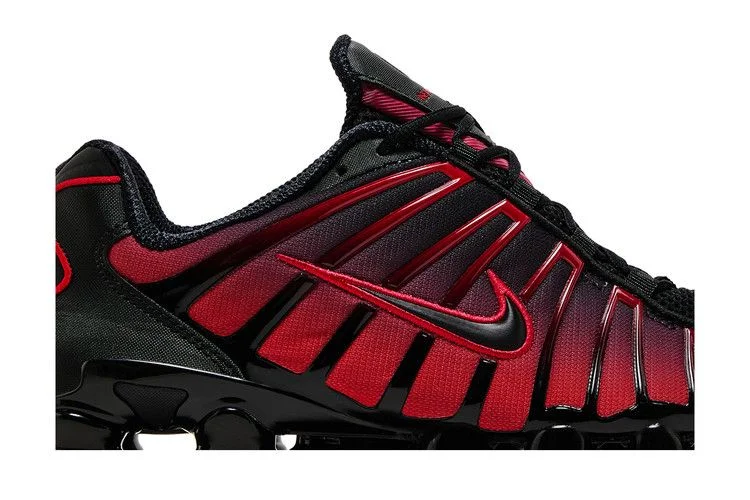 Кроссовки Nike Shox TL 'Black University Red Gradient'