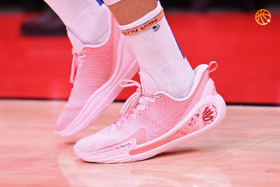 Under-Armour-Curry-12-Sakura-Stefen-Karri