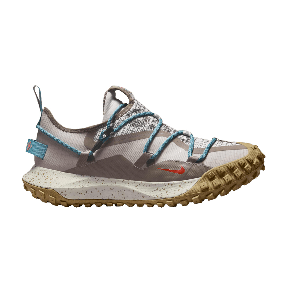 acg-mountain-fly-low-gore-tex-college-grey-picante-red-ib7328-001
