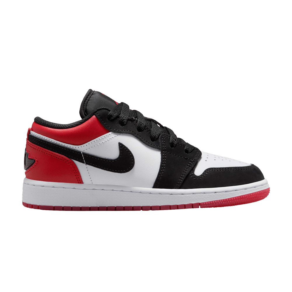 air-jordan-1-low-se-gs-black-toe-ib8970-106