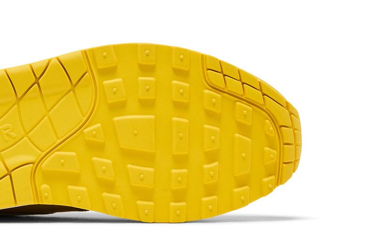 Кроссовки Nike Supreme x Air Max 1 '87 SP 'Speed Yellow'