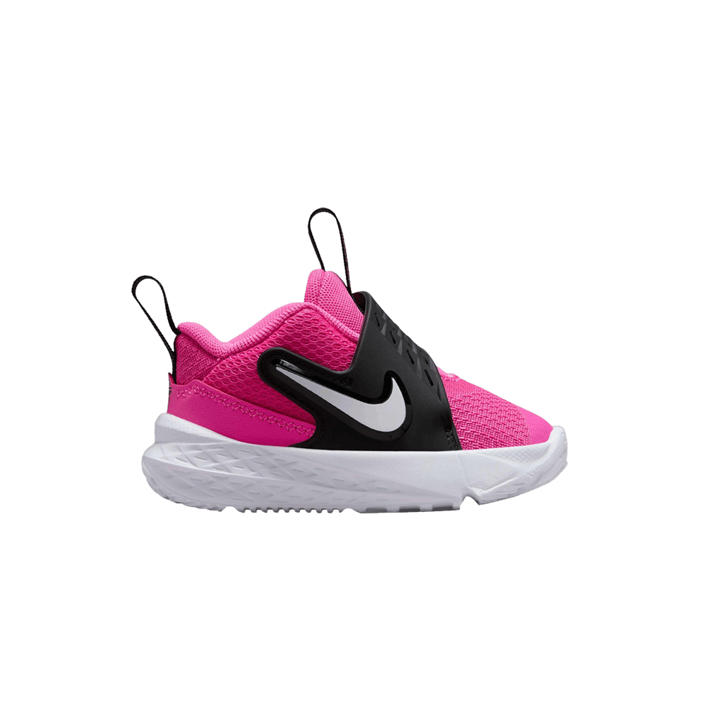 team-hustle-d12-td-laser-fuchsia-hf6281-600