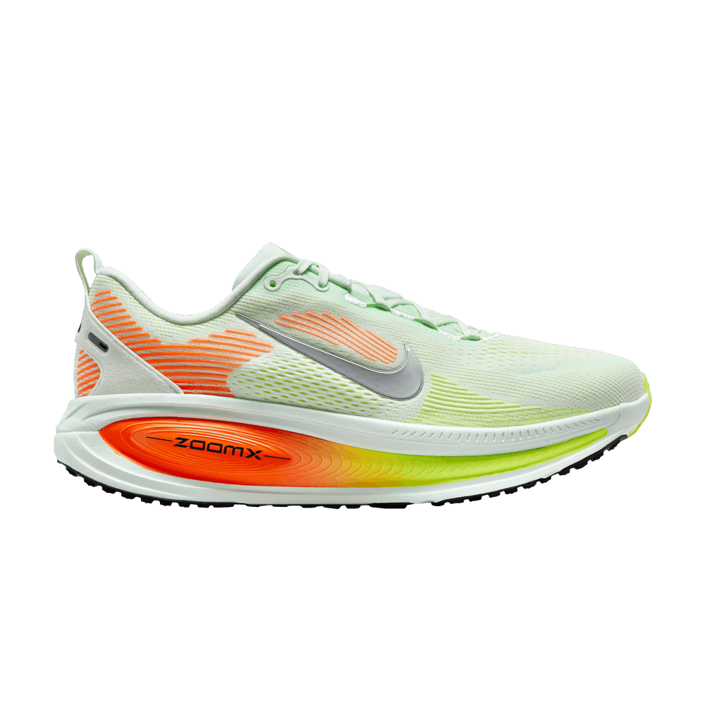 vomero-18-barely-green-hyper-crimson-hm6803-300