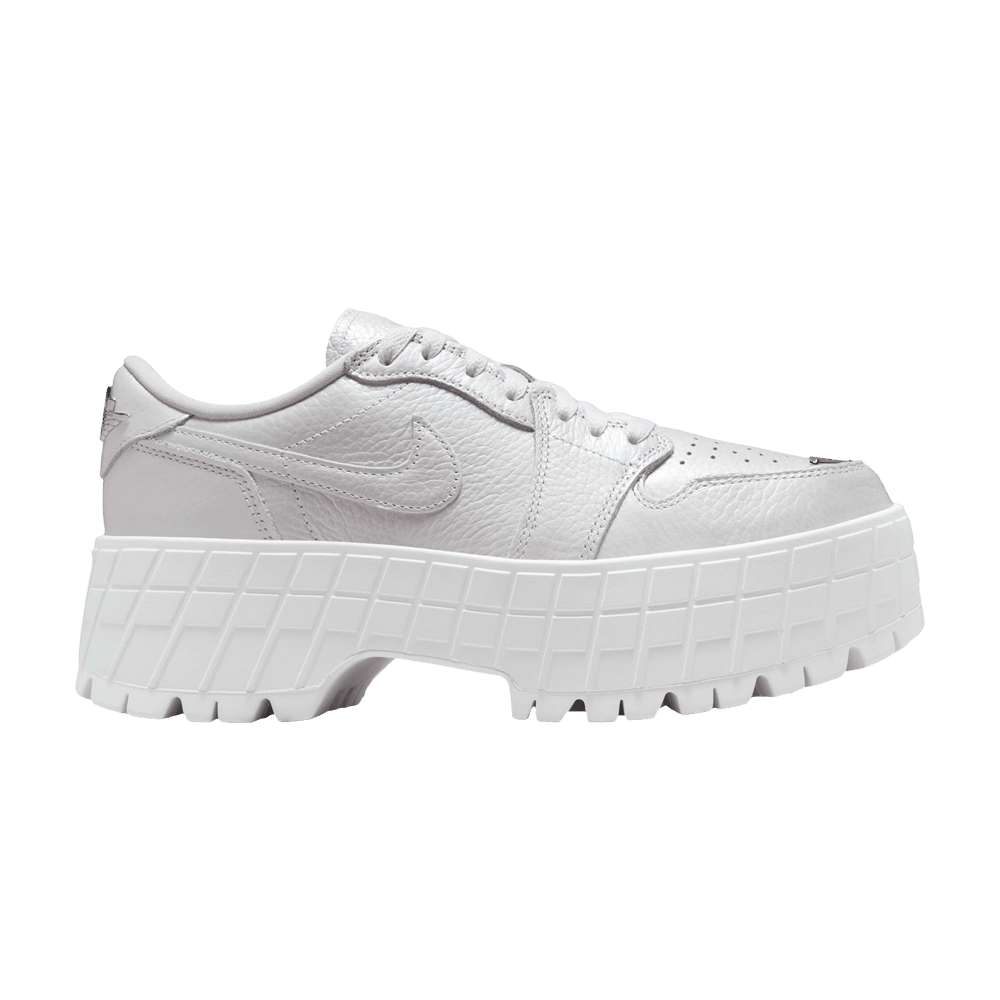 wmns-air-jordan-1-low-brooklyn-white-metallic-silver-hf3184-100