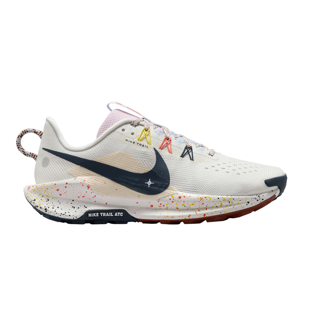 wmns-pegasus-trail-5-summit-white-armory-navy-dv3865-102