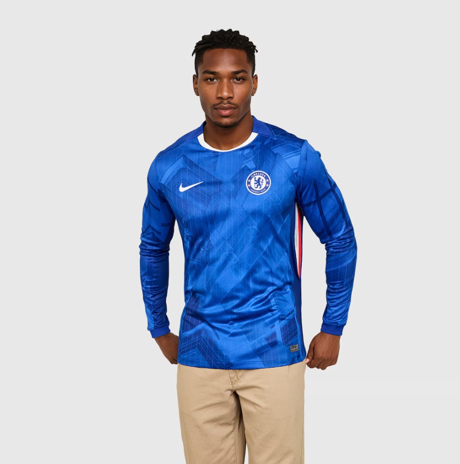 futbolnaya-forma-chelsea-nike-stadium-home-long-sleeve-shirt-2025-26