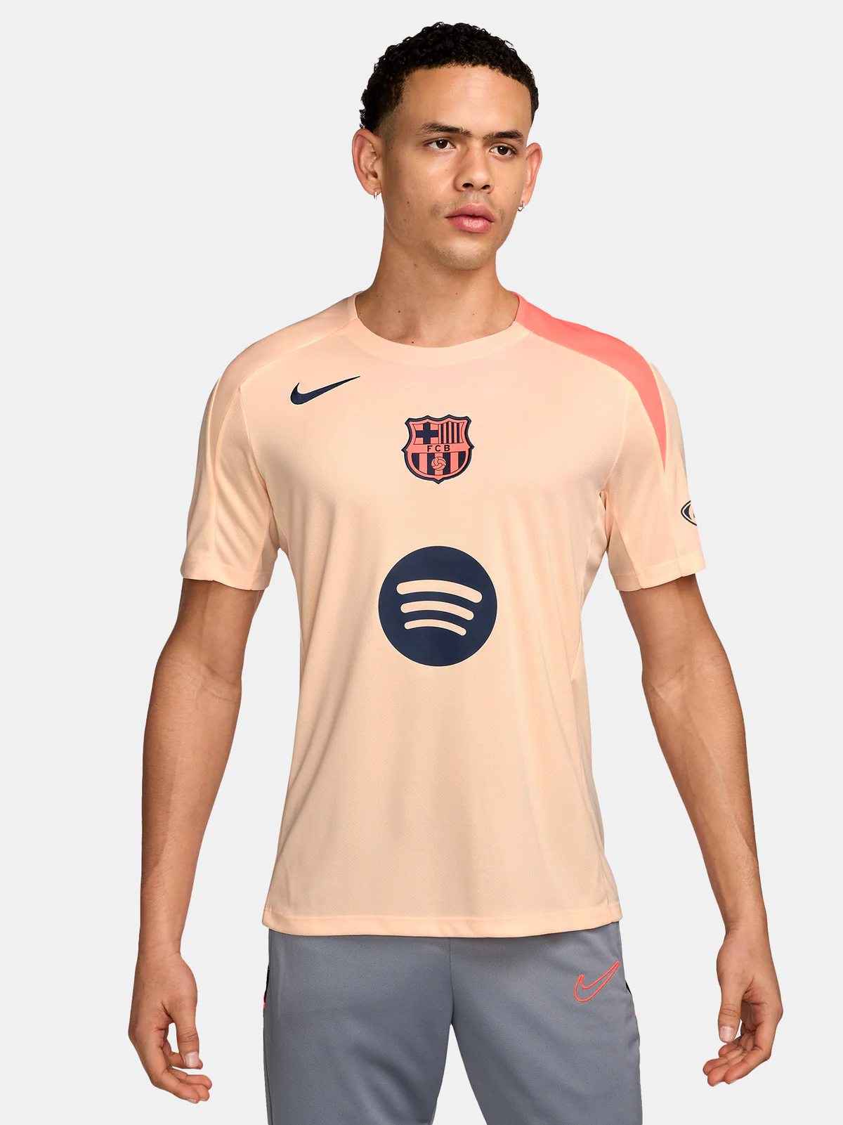trenirovochnoe-dzhersi-training-shirt-fc-barcelona-t90-25-26
