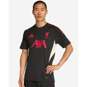 Черный с клубными акцентами