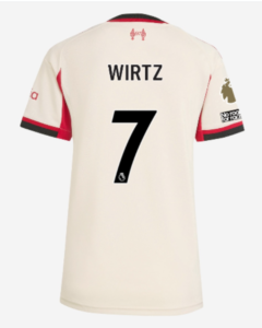 Выездная форма (основной цвет по официальной версии сезона)