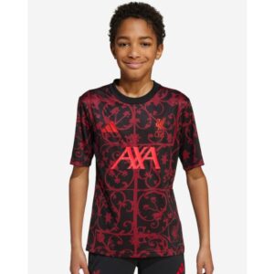 Черный с клубными акцентами