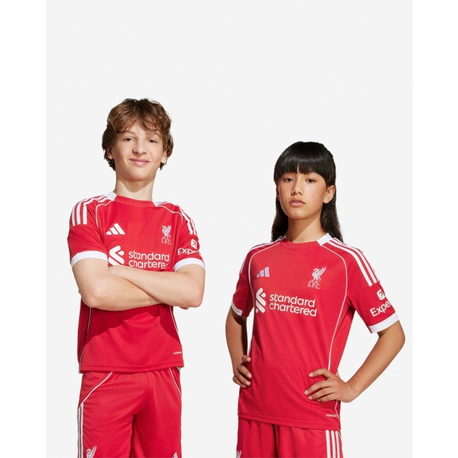 detskaya-futbolnaya-forma-liverpool-fc-adidas-youth-25-26-home-jersey