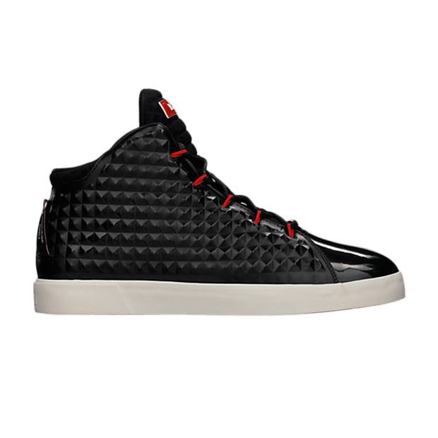 lebron-xii-lifestyle-men-s-shoe-716417-001
