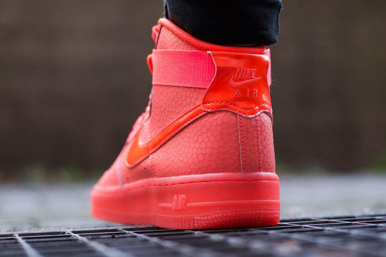 Кроссовки Nike Wmns Air Force 1 High Premium 'Hot Lava'
