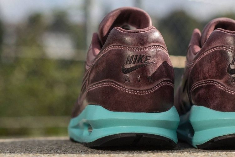 Кроссовки Nike Air Max Lunar1 Leather QS 'Mahogany'