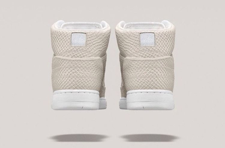 Кроссовки Nike Air Python 'White'