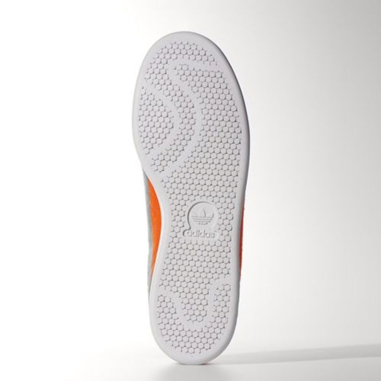 Кроссовки adidas Pharrell Williams x Stan Smith 'Solar Orange'