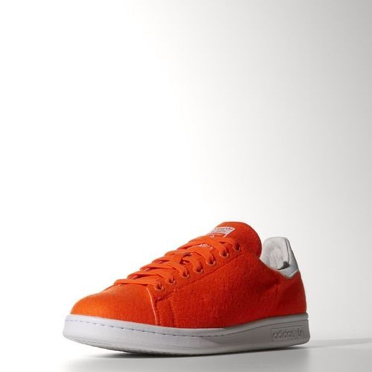 Кроссовки adidas Pharrell Williams x Stan Smith 'Solar Orange'
